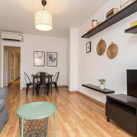 Heart Of The Sunny With Iconic Terrace View Βαρκελώνη