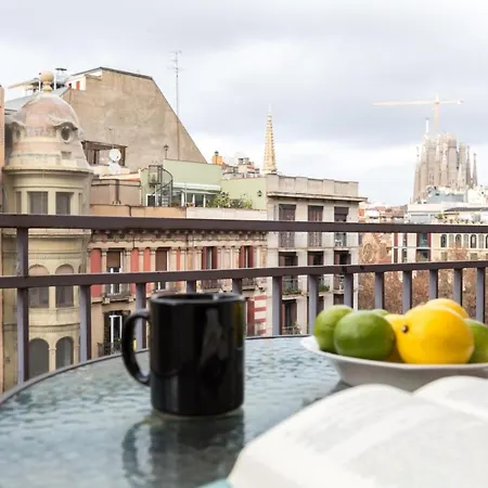Heart Of The City Sunny With Iconic Terrace View Apartment *