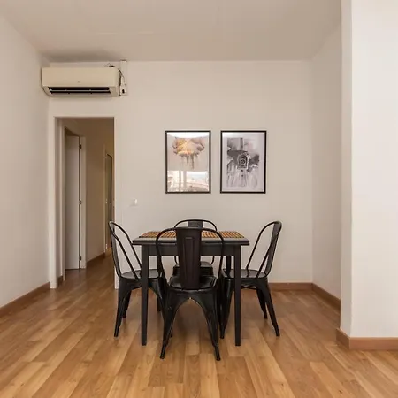 Heart Of The City Sunny With Iconic Terrace View Apartment Barcelona