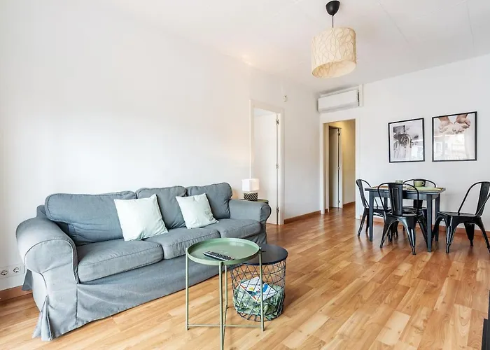 Sunny 3br For 4 Iconic Terrace Views * Barselona